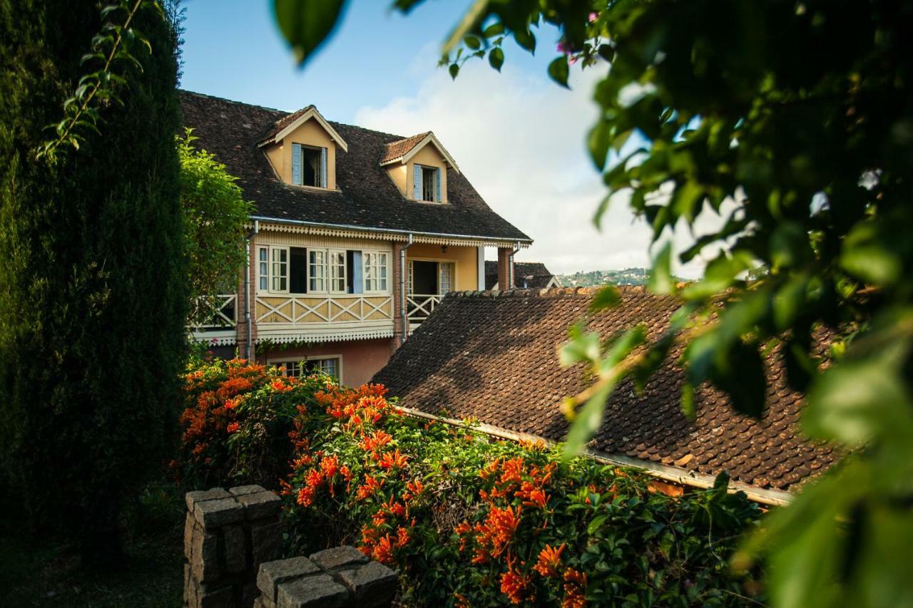 Tsara Guest House 菲亚纳兰楚阿 外观 照片