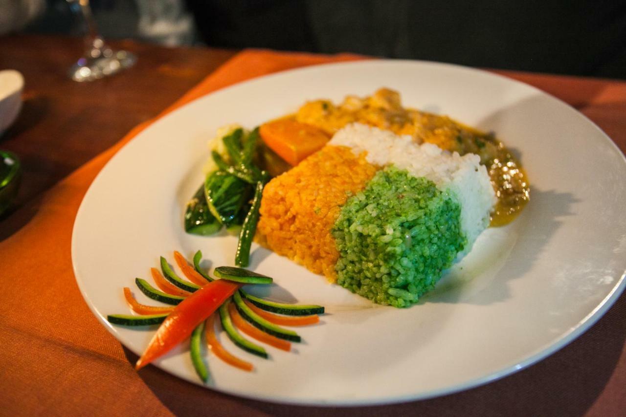 Tsara Guest House 菲亚纳兰楚阿 外观 照片