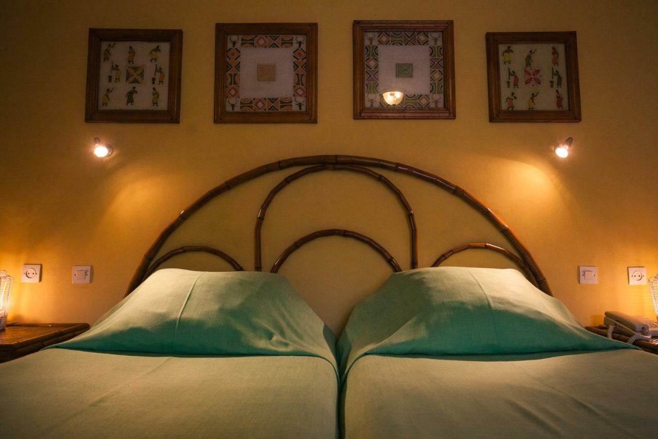Tsara Guest House 菲亚纳兰楚阿 外观 照片